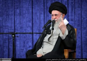 سپر پولادین اتحاد مردم و مسئولان و نیروهای مسلح نباید خدشه دار شود