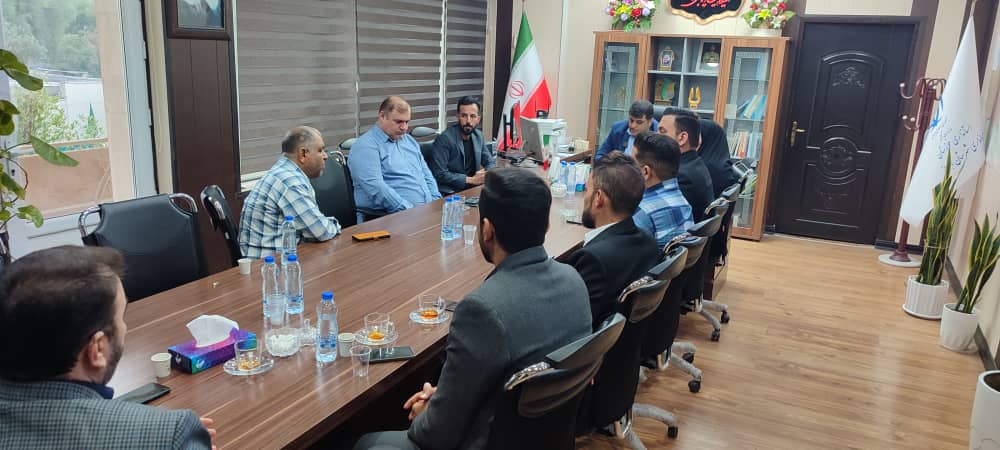 نشست هم‌اندیشی فعالان جوان کوی علوی با فرماندار اهواز؛ تمرکز بر حل مشکلات مناطق محروم